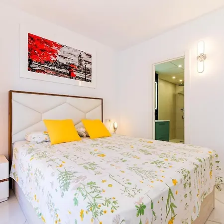 Апартаменти Sunrise Atalayas Luxury